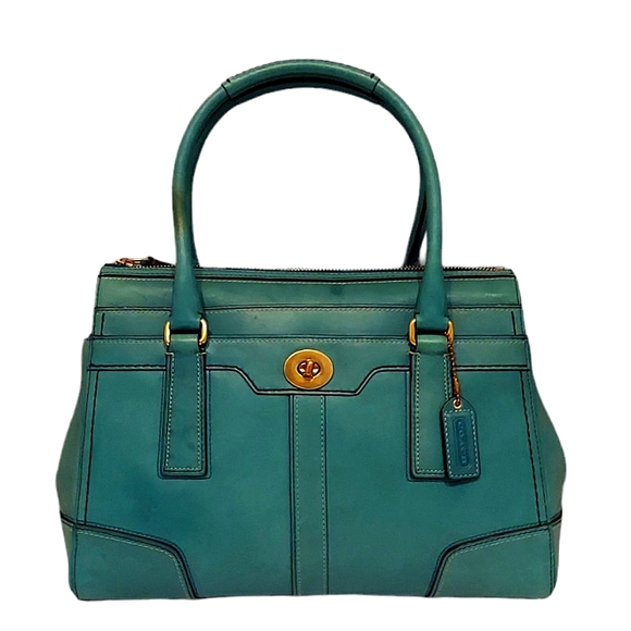 Coach Handbags - Coach Vintage Hamptons Chelsea Leather Shoulder Satchel